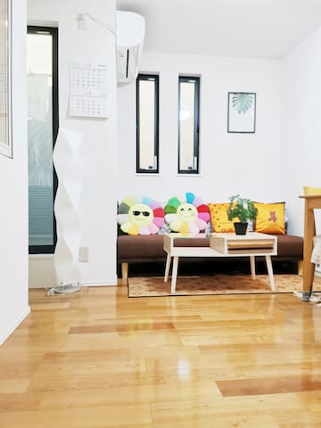 新築まるまる貸切別荘電車一本直通新宿2分秋葉原東京直通