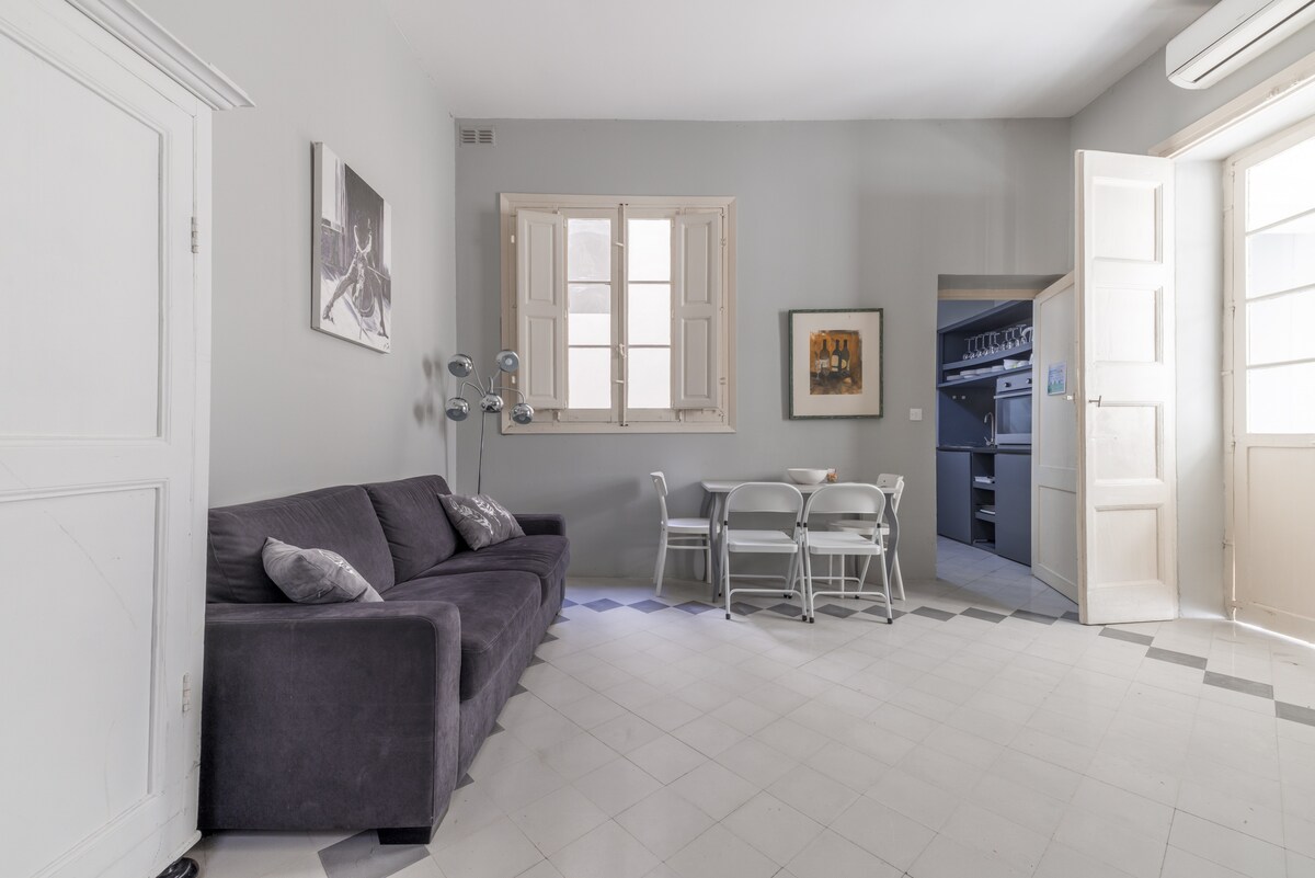 غرفة المعيشة 2