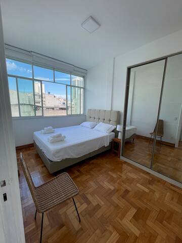 Prime Location in Copacabana!