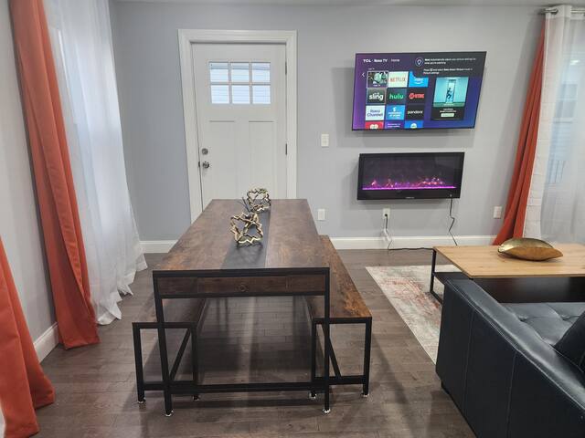 Huge 5BR in Best Location | 25 Min to NYC gallery image 5