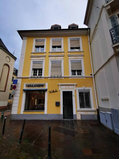 Yellow house - Newly renovated apartments - center