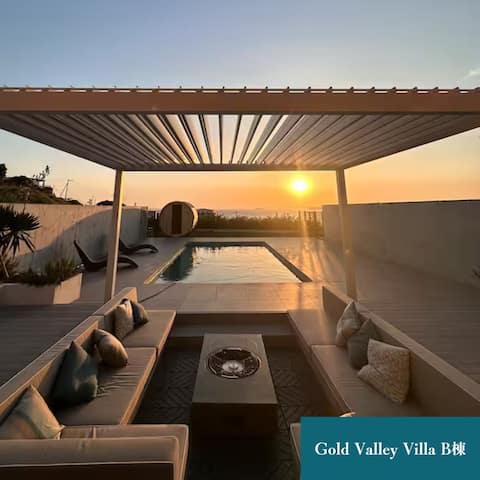 Enjoy a luxurious private time at the newly built hidden resort in Building B.Sauna/Bonfire/Pool/BBQ