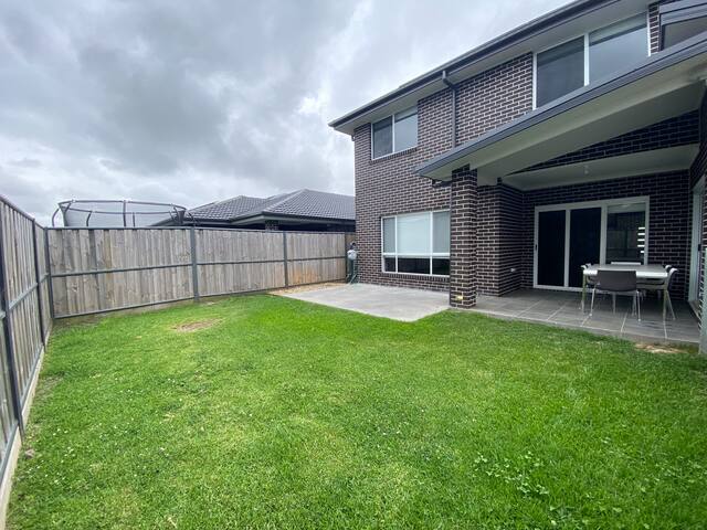 Luxury Home | Sleeps 16 Guests gallery image 2