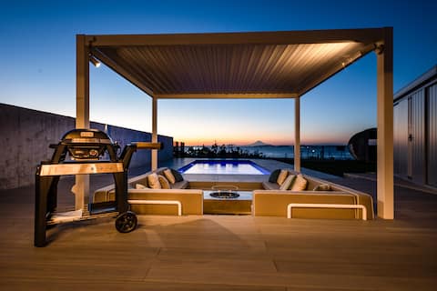 2024 December open!Enjoy a special moment in an ocean-view villa with a sauna, pool, and fire pit.