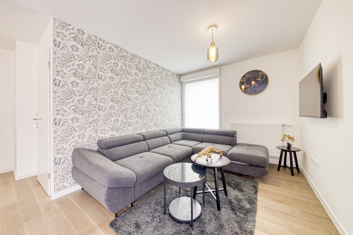 Propriété Airbnb réussie: Elegant t2/Antony/near RER B Croix de Berny à Antony