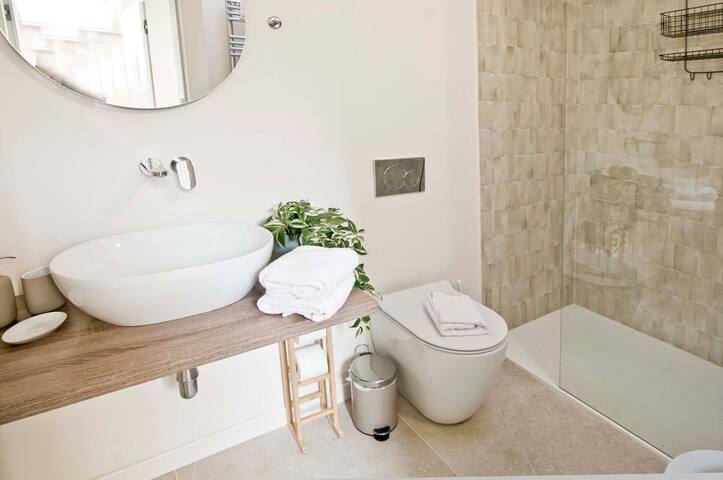 Maffucci 26 – Brand new flat with private parking gallery image 5