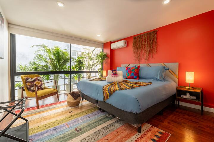 4BR Elegant Urban Escape Amsterdam Condesa w/AC gallery image 4