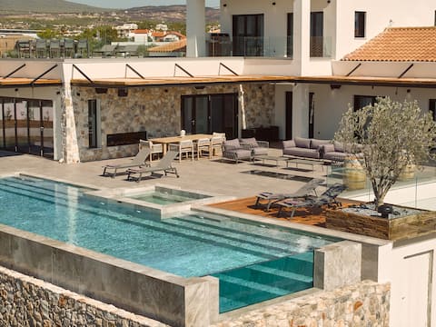 Kalonía Villa, Pool, Jacuzzi, Movie Theater, Gym, Sauna