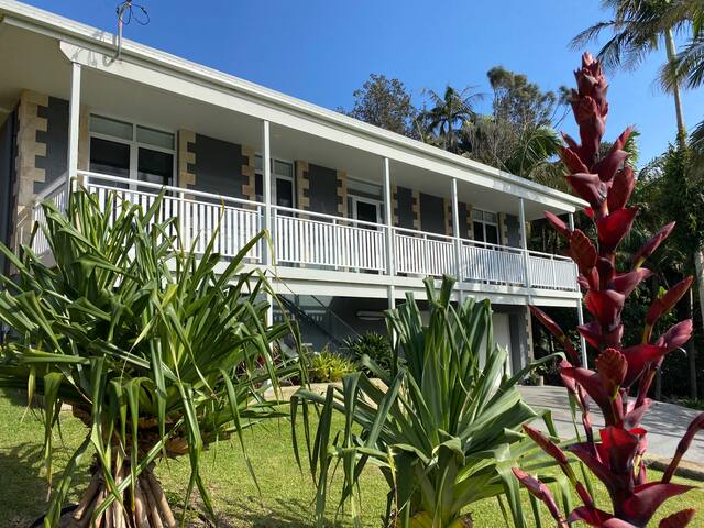 Sea Palms Beach House with pool gallery image 3