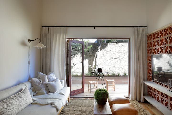 Rochester House – Number 8