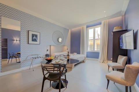 Proprietà Airbnb di successo: Laura - Seven Suites Sanremo a Sanremo