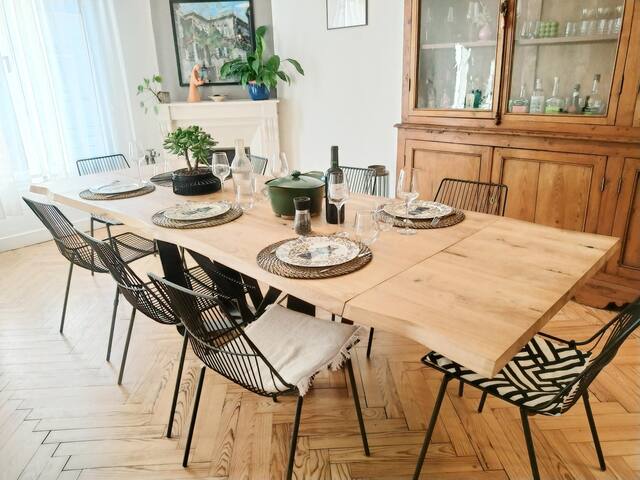 Oasis de tranquillité avec piscine et jardin gallery image 3