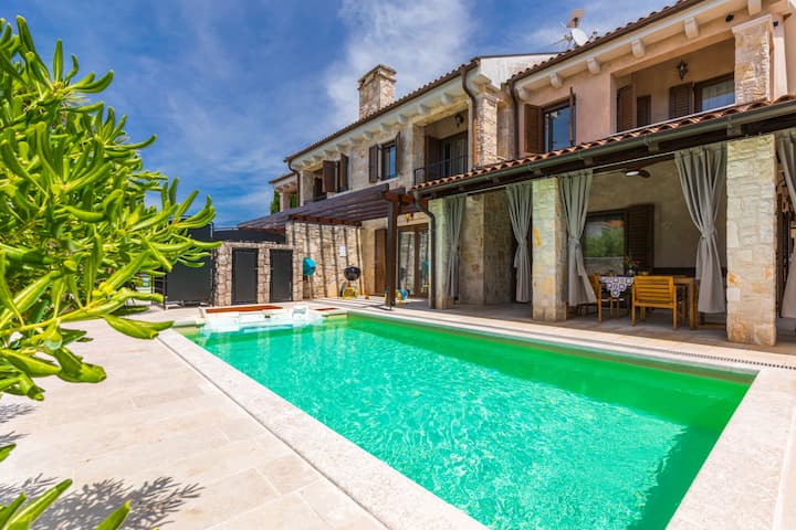 Seascape II Vacation Home