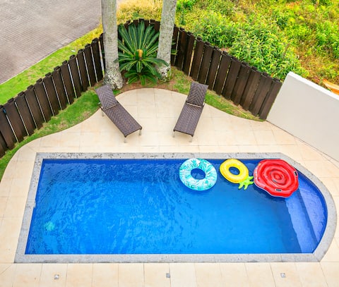 Jurerê Oceanfront, Hot Pool, 6 Suites, 20 Guests