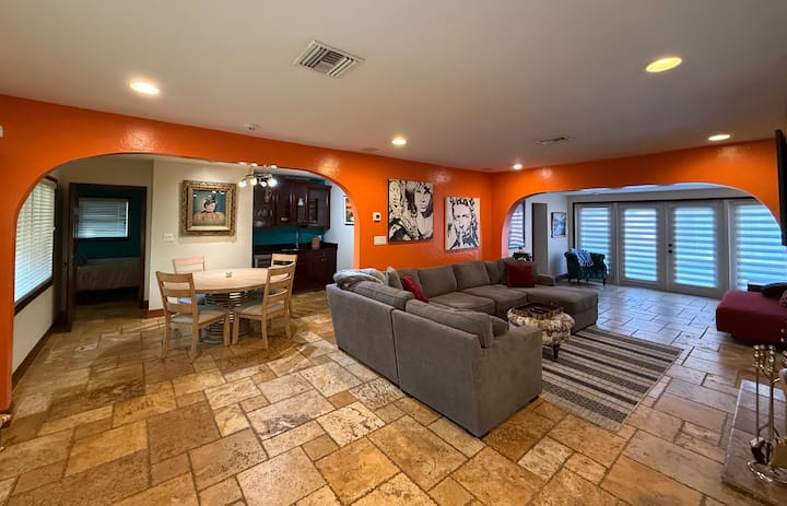 Home With Pool And Guesthouse - Fort Myers, FL
