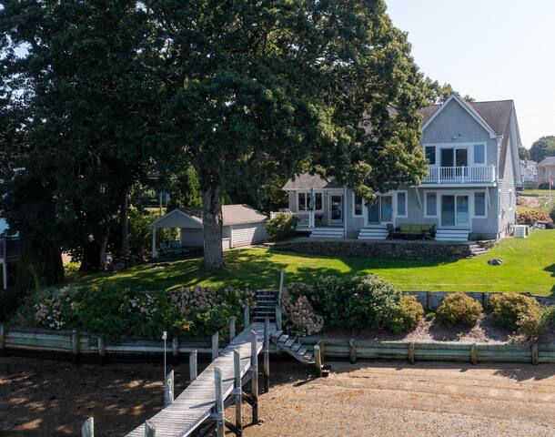 Book Your Fall Getaway, Waterfront, Dock, Sunsets gallery image 2