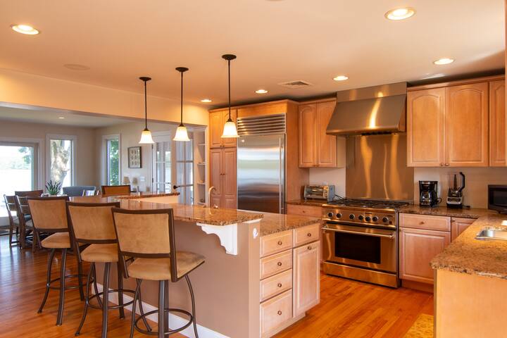 Book Your Fall Getaway, Waterfront, Dock, Sunsets gallery image 5