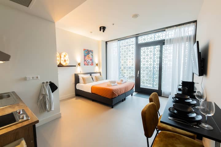 Rustic Retreat 1hc Studio Bhd - 25 Sqm - ロッテルダム
