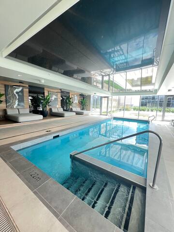 35th floor, Pool, Gym, Sauna, skyline view gallery image 3