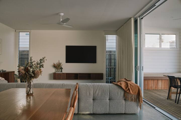 Sharpes house gallery image 3