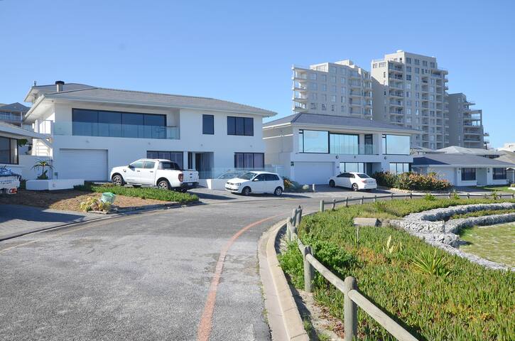Blouberg beachfront escape