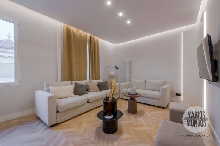 Apartamento de Lujo en la emblemática C/Montera gallery image 5