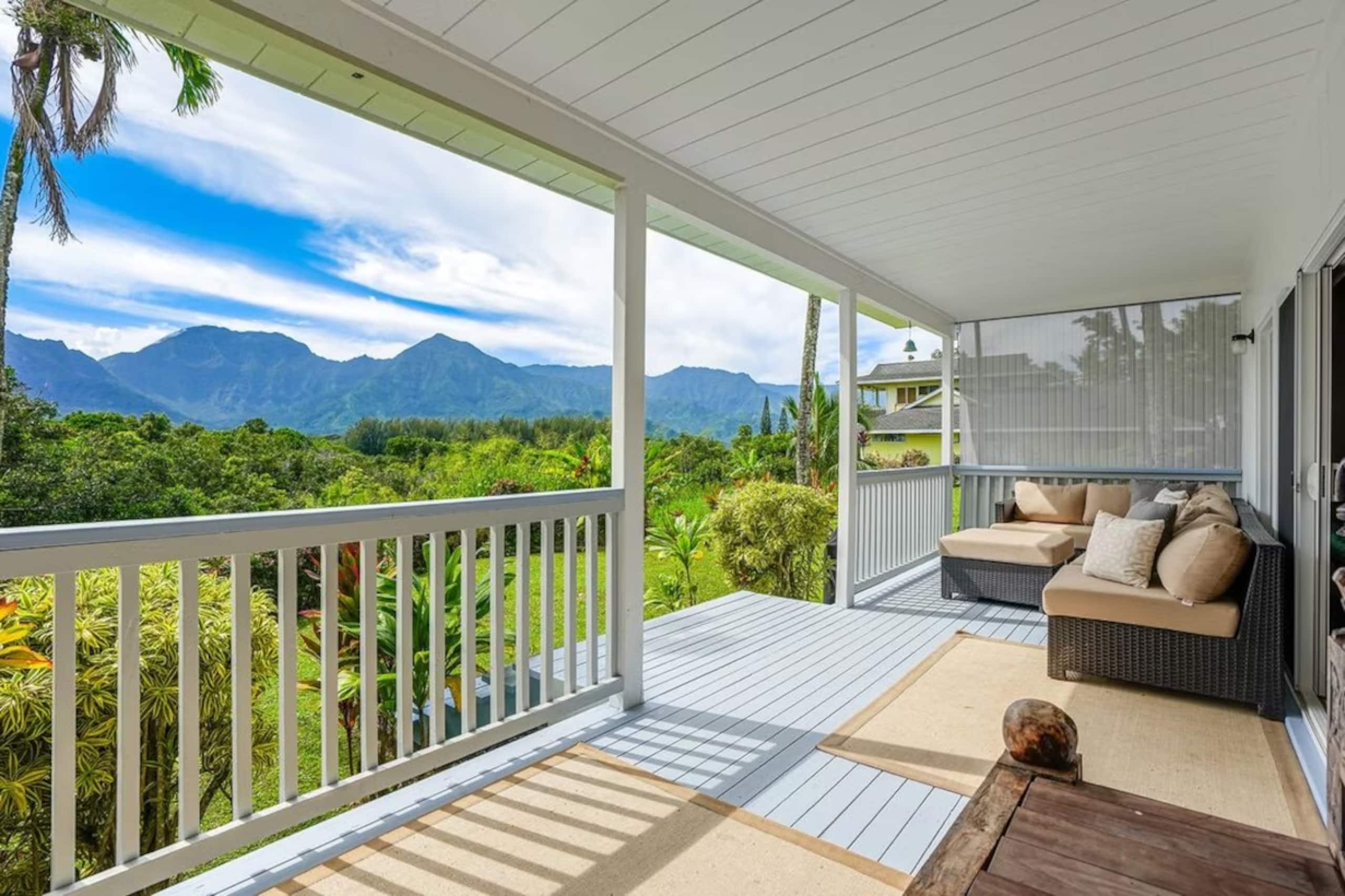 Home in Princeville · ★5.0 · 3 bedrooms · 5 beds · 3.5 baths - Image 13