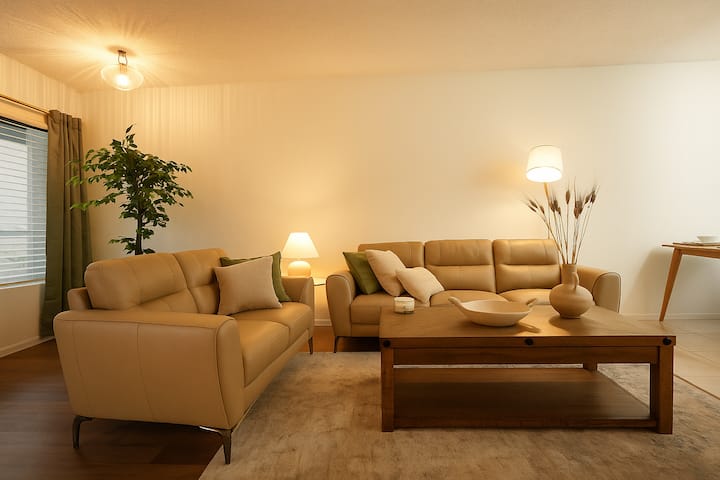 2 King Beds – Ac In Each Room, Surf City Townhouse - Huntington Beach, CA