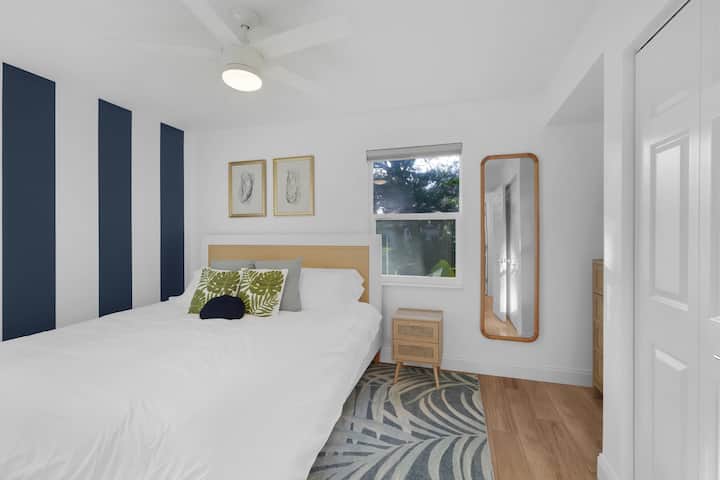 Брачен кревет (широк 180-220 см)