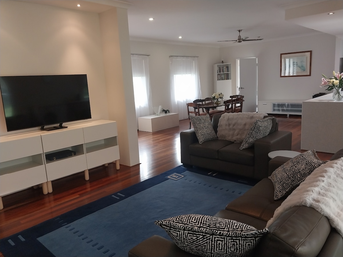 მისაღები ოთახი