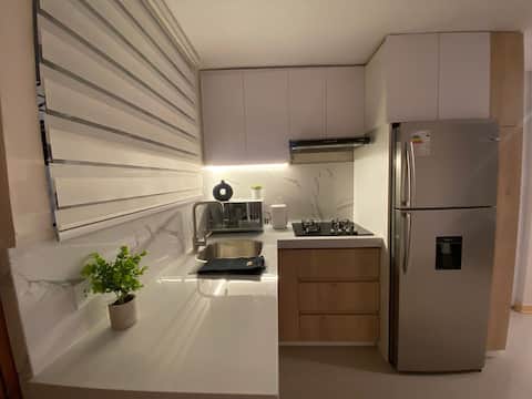 Amazing 2BR with Modern Deco