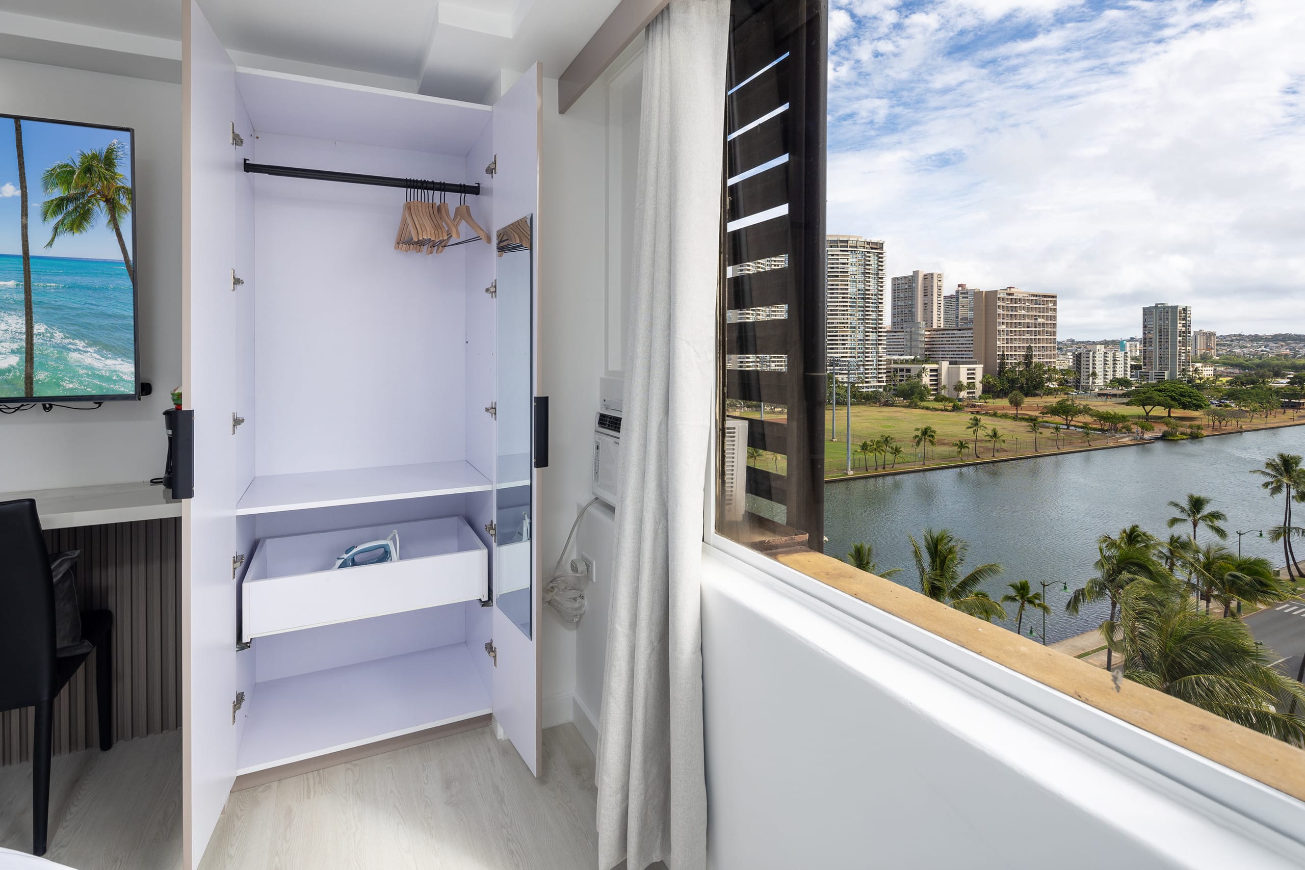 Condo in Honolulu · ★4.73 · 1 bedroom · 1 bed · 1 bath - Image 11