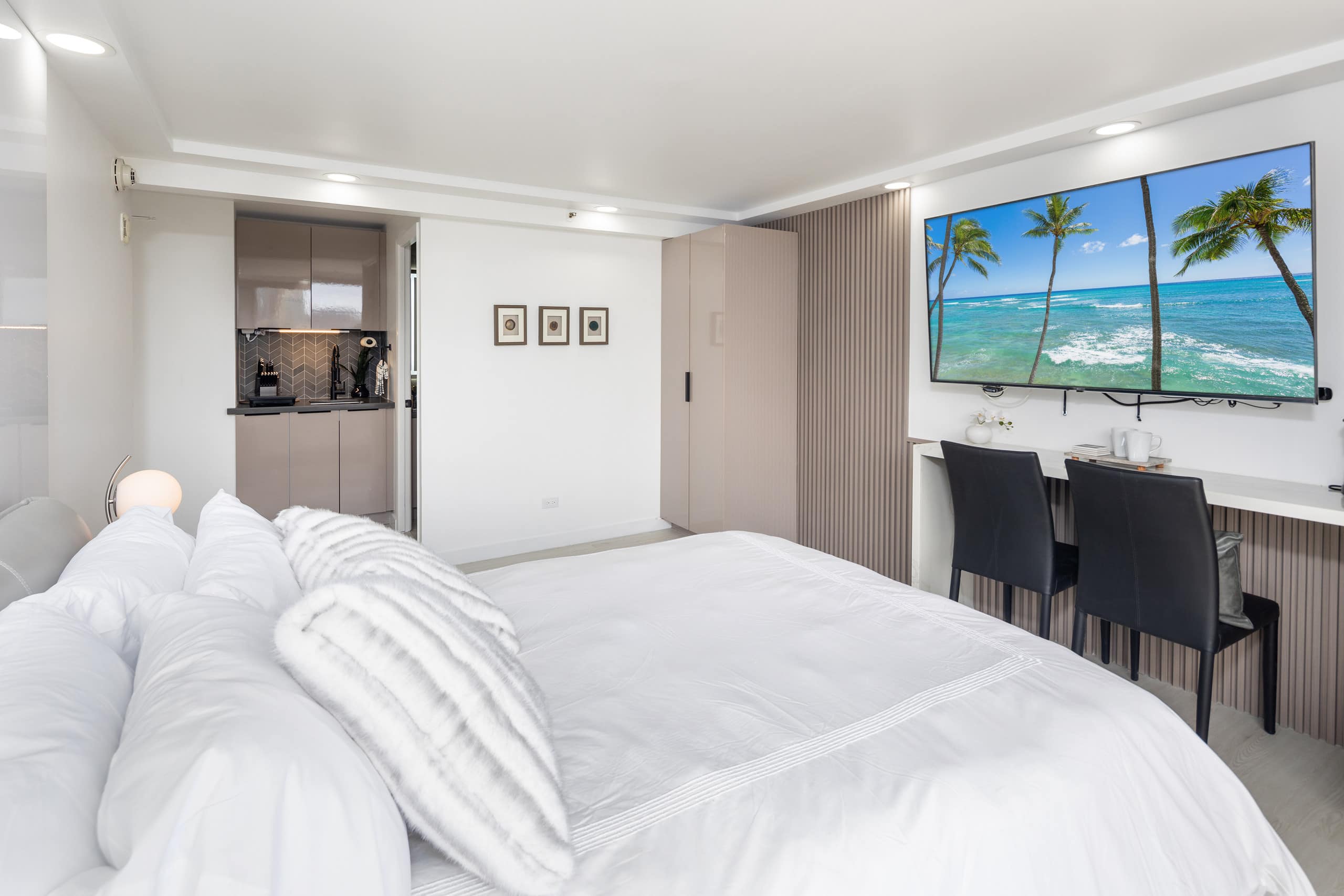 Condo in Honolulu · ★4.73 · 1 bedroom · 1 bed · 1 bath - Image 15