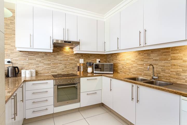 Just a 200m Walk To Feel Sand Between Your Toes gallery image 4