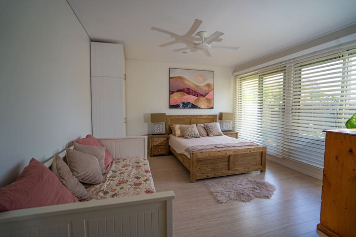 غرفة النوم 1