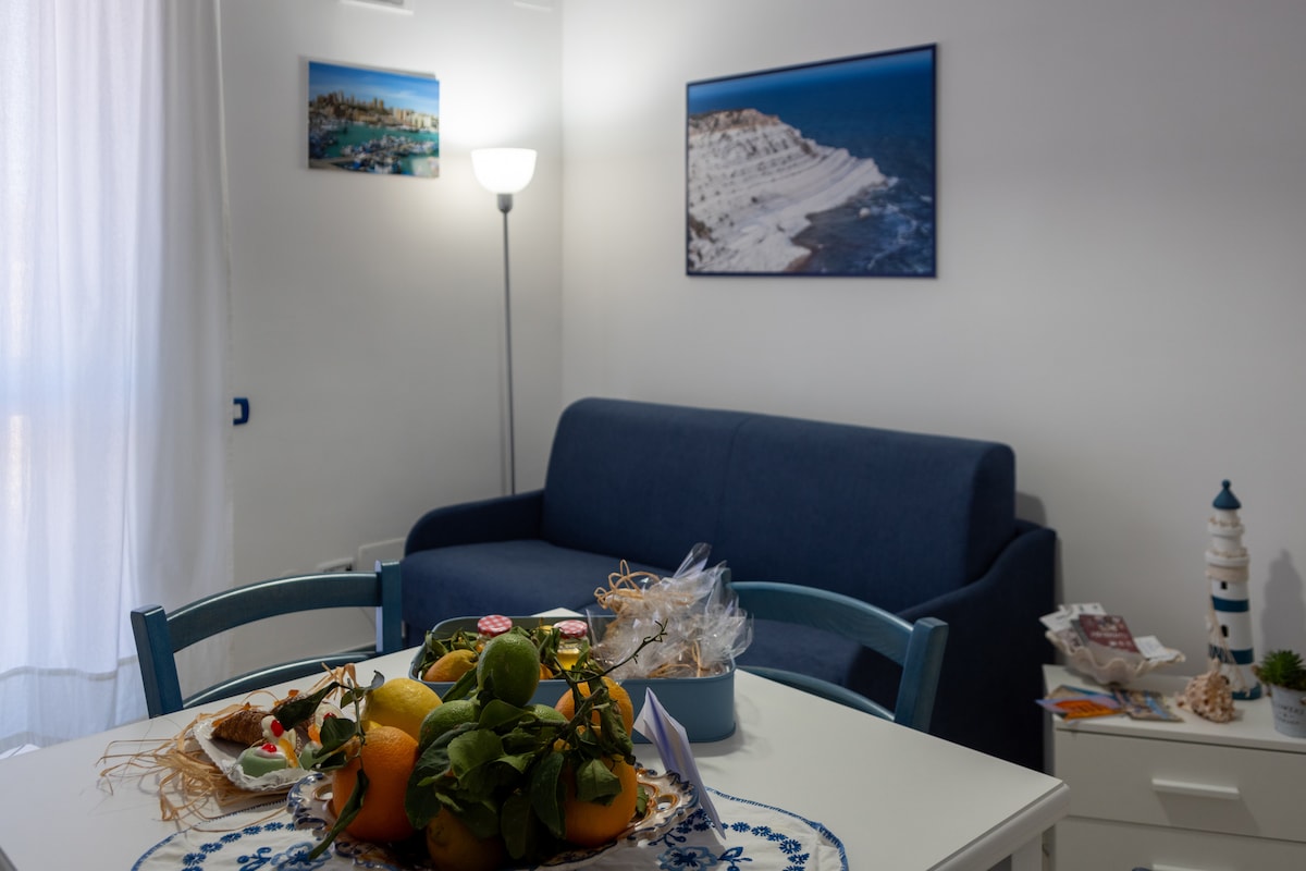 Top performing Airbnb: La Casetta di Zinu Vacation Home in Porto Empedocle