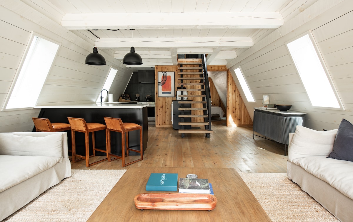 Top performing Airbnb: Blue Ridge Triangle: Reimagined A-Frame w/ Hot Tub in Epworth