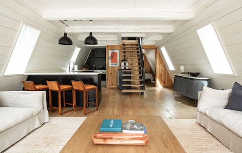 Top performing Airbnb: Blue Ridge Triangle: Reimagined A-Frame w/ Hot Tub in Epworth