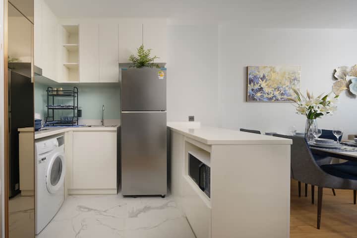 Entire Condo In Central City - 清邁