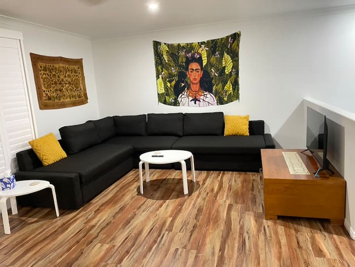 Villa By The Beach (Upstairs Unit 1b) - Queensland
