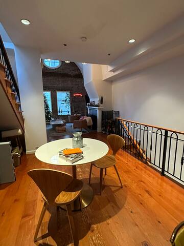 Two Floor Rooftop Patio Steps from Kits Beach gallery image 4