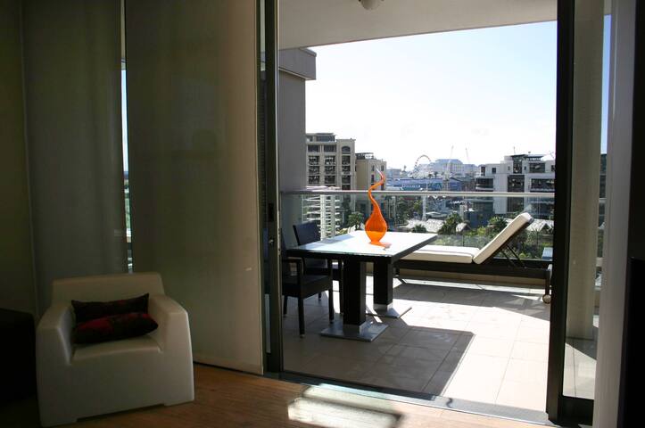 Apartment on the Waterfront gallery image 3