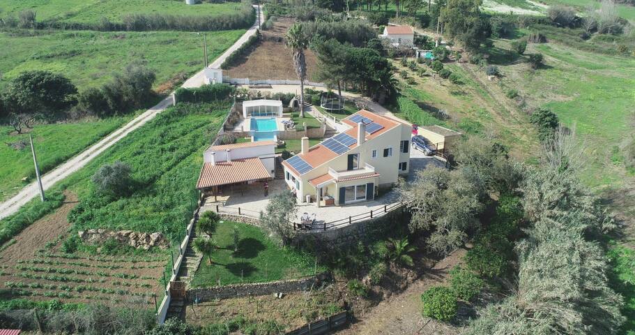 Private Villa with Pool & Jacuzzi, Sauna, BBQ gallery image 5