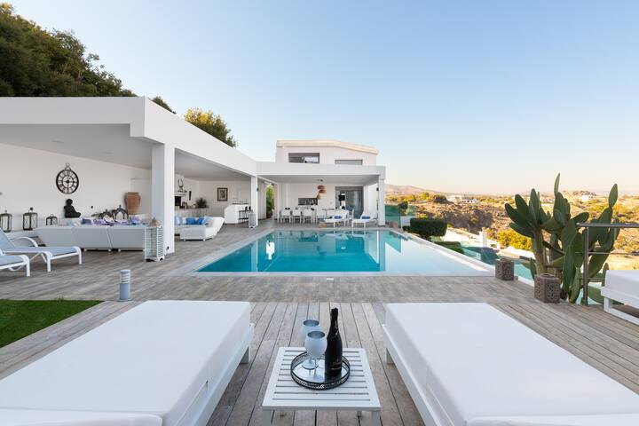 Luxury Villa Oceania Lindos with Infinity Pool gallery image 2