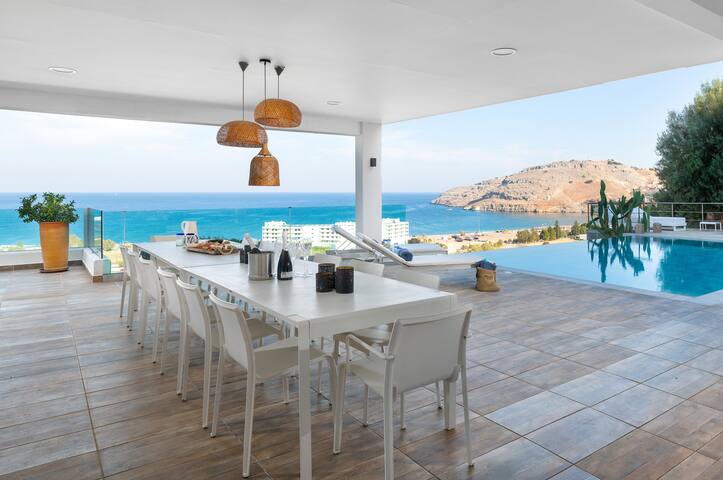 Luxury Villa Oceania Lindos with Infinity Pool gallery image 3