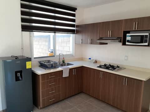 Complete house 10 minutes from downtown Autlan