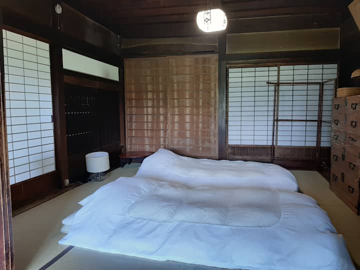 寝室1