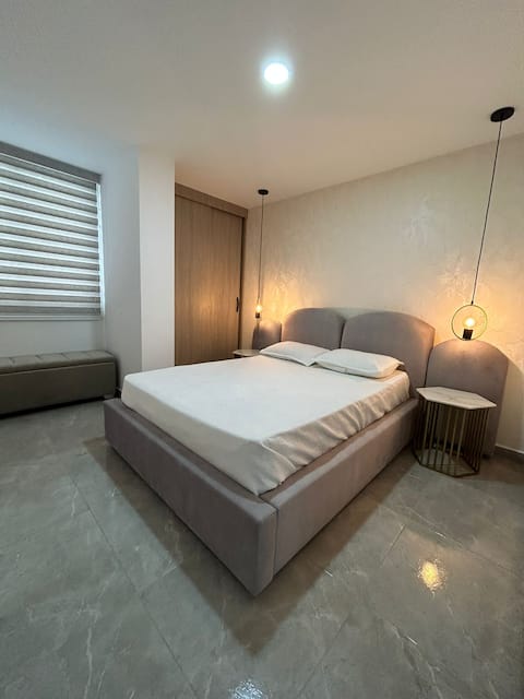 Top performing Airbnb: Luxury Apartment with A/C, across from Viva, 6 guests in Envigado