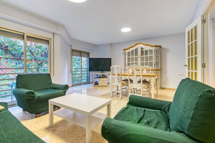 Céntrico y amplio para grupos en Ruzafa gallery image 2