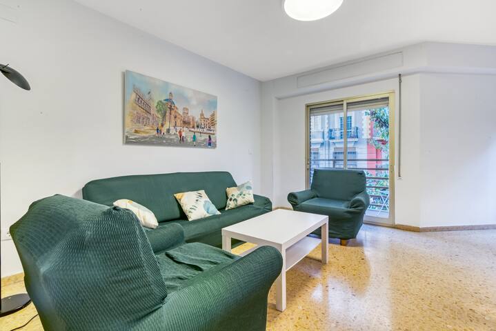 Céntrico y amplio para grupos en Ruzafa gallery image 5